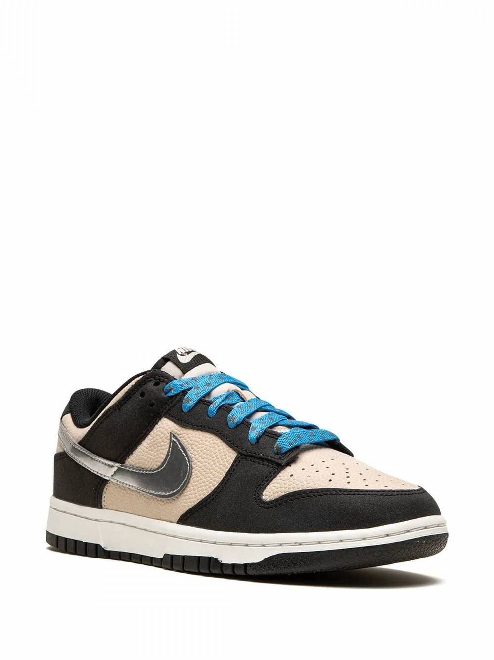 NEW NIKE women's dunk low sneakers in starry laces - Picture 3 of 7
